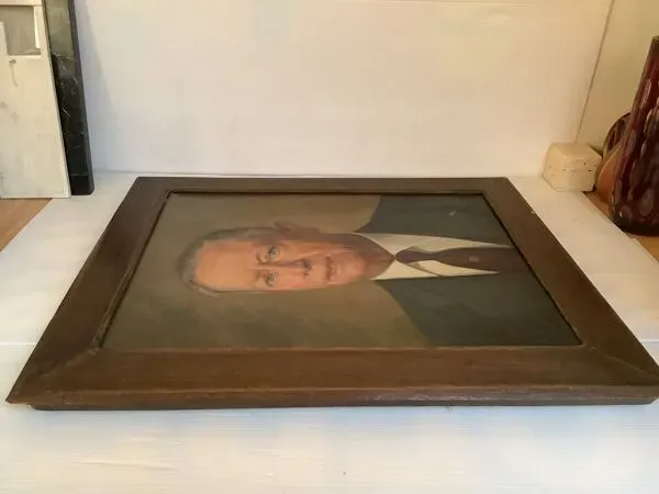 Illustration numéro 3 du produit Grand tableau portrait d’homme huile sur toile signé