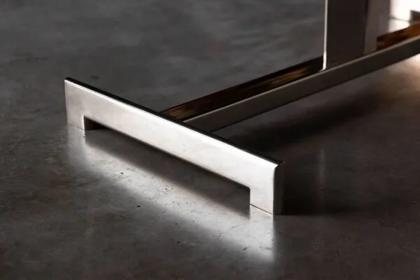 Illustration numéro 3 du produit Table à manger Aeronautique par Jean Prouvé, Allemagne, années 1990.