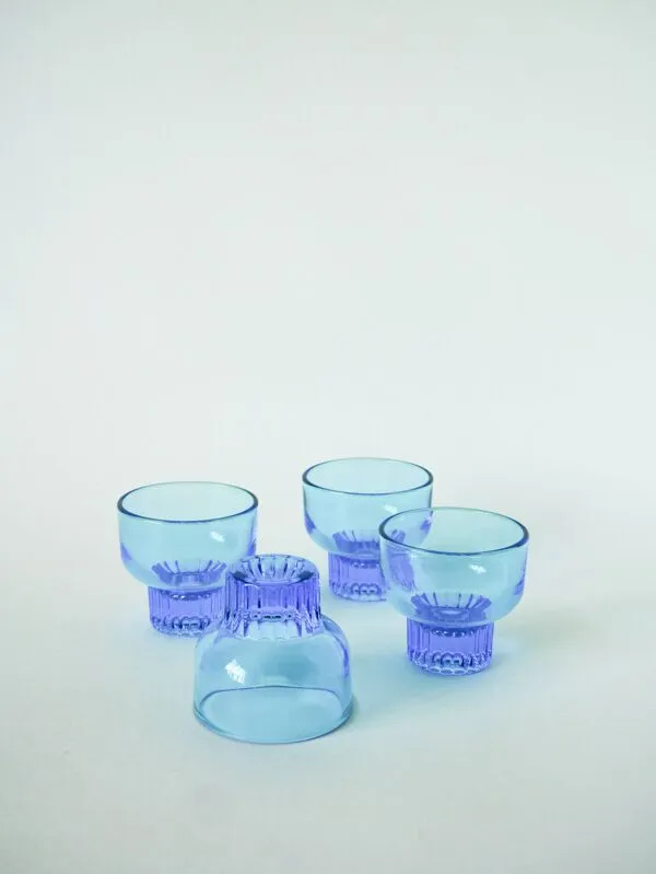 Illustration numéro 3 du produit Lot de 4 petits verres, Turquoise, 1970
