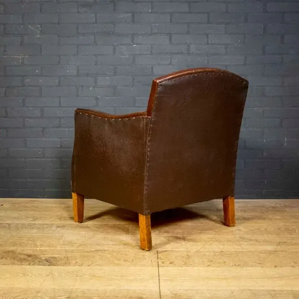 Illustration numéro 3 du produit Fauteuil club