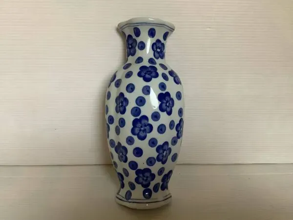 Illustration numéro 3 du produit Bouquetière vase fleurs bleues