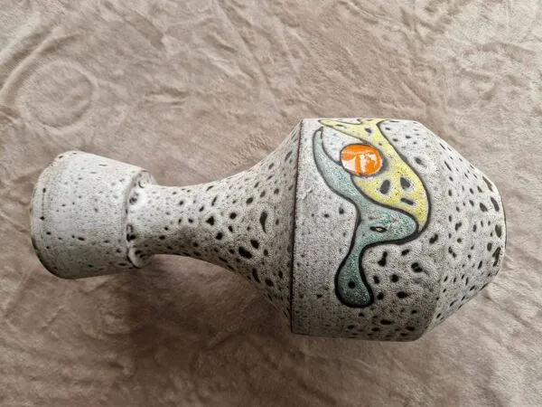 Illustration numéro 3 du produit Vase marius bessone