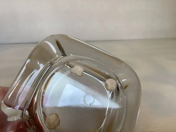 Illustration numéro 3 du produit Cendrier vide poche cristal vannes le chatel