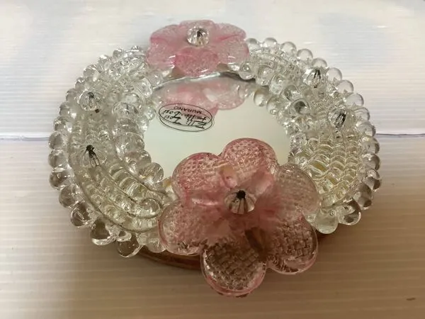 Illustration numéro 3 du produit Petit miroir fleurs Murano