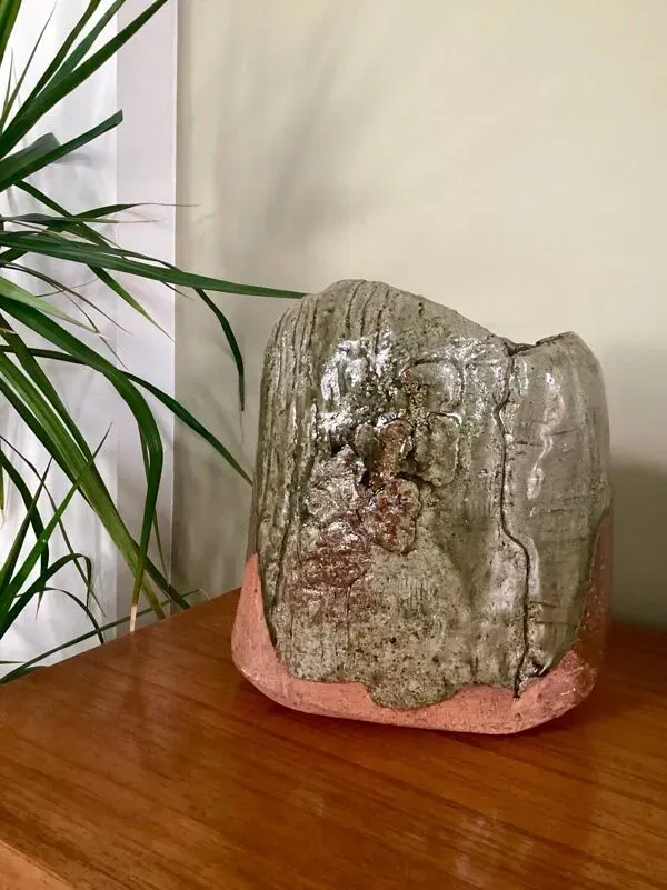 Illustration numéro 3 du produit Vase en terre cuite émaillée