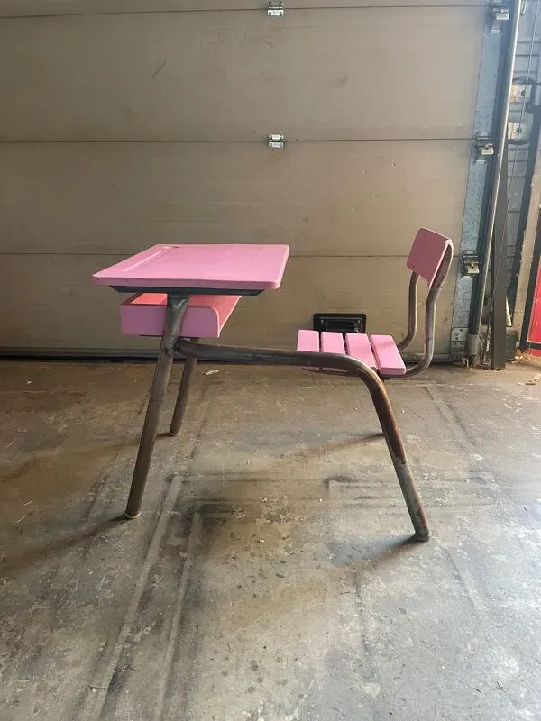 Illustration numéro 3 du produit Pupitre simple bois