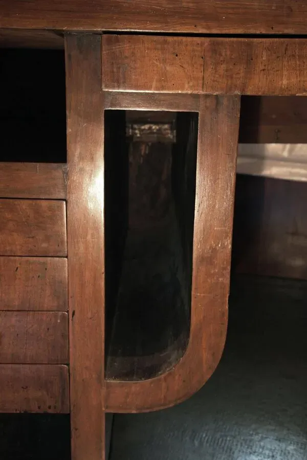 Illustration numéro 3 du produit Bureau Art Déco