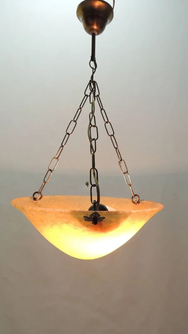 Illustration numéro 3 du produit Suspension vintage années 70 en verre moucheté orange – Lustre rétro à chaî