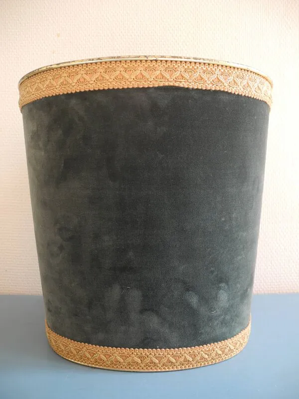Illustration numéro 3 du produit ancienne corbeille papier Massilly velours vintage waste paper basket