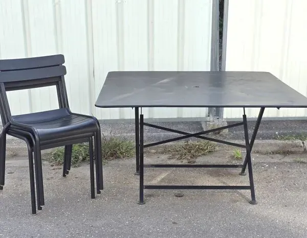 Illustration numéro 3 du produit Ensemble de jardin Fermob