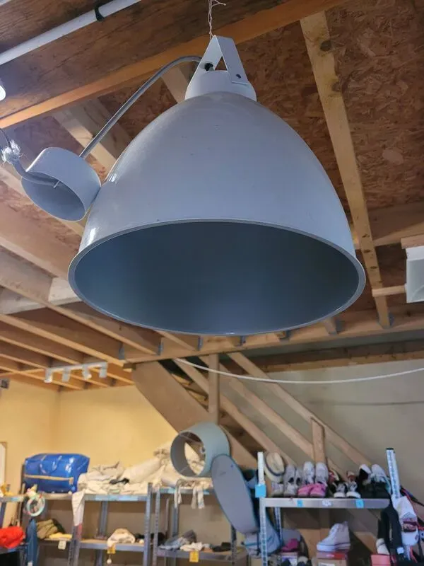 Illustration numéro 3 du produit Suspension Jielde A360 en métal blanc