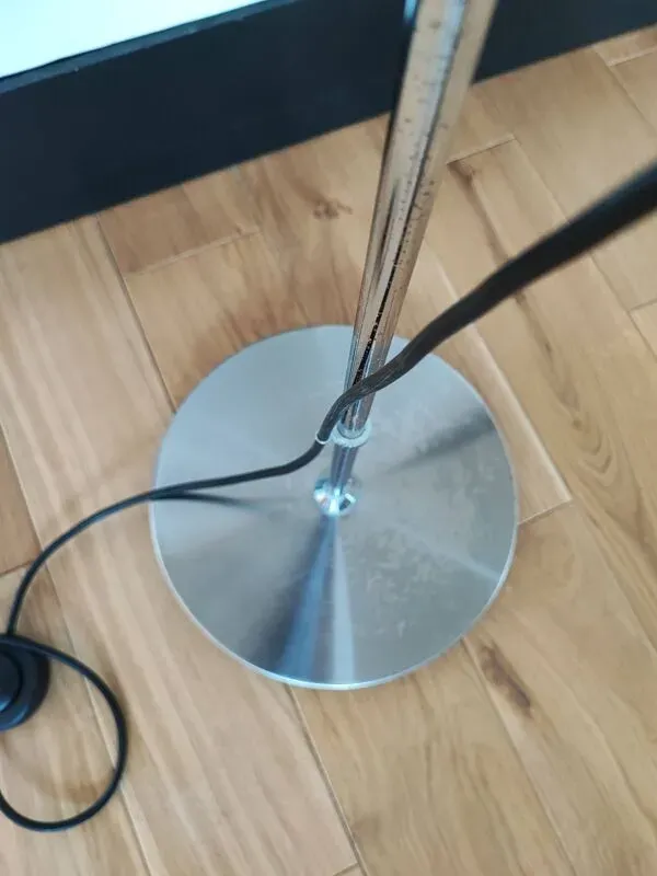 Illustration numéro 3 du produit Lampadaire