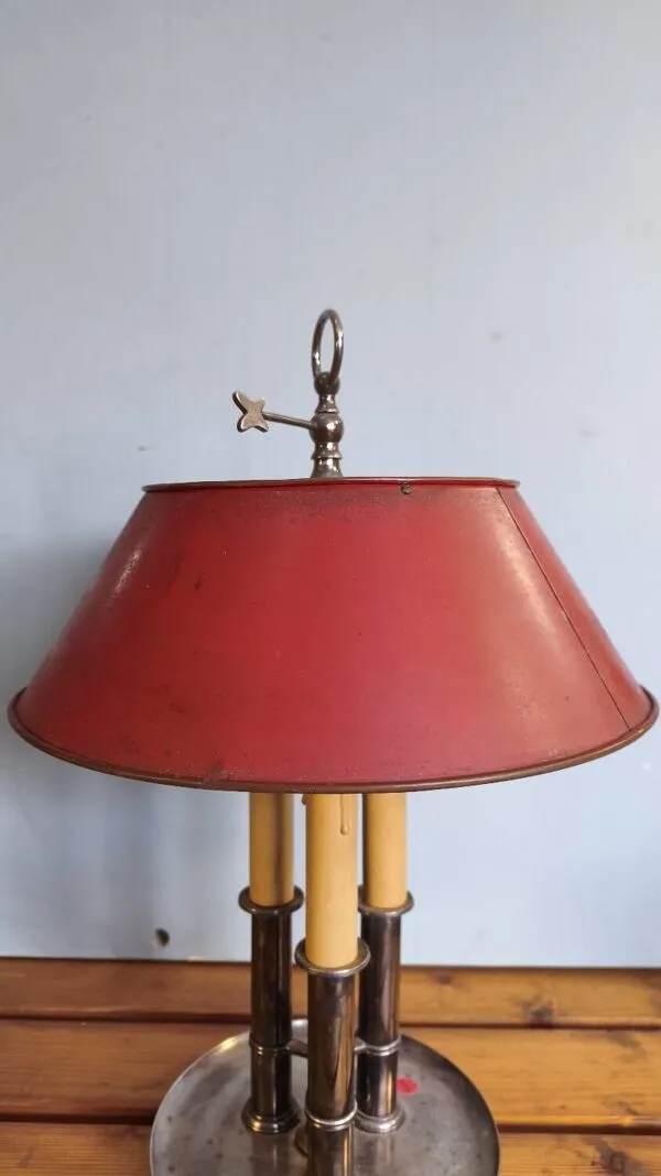 Illustration numéro 3 du produit Lampe bouillotte de style Empire à 3 feux
