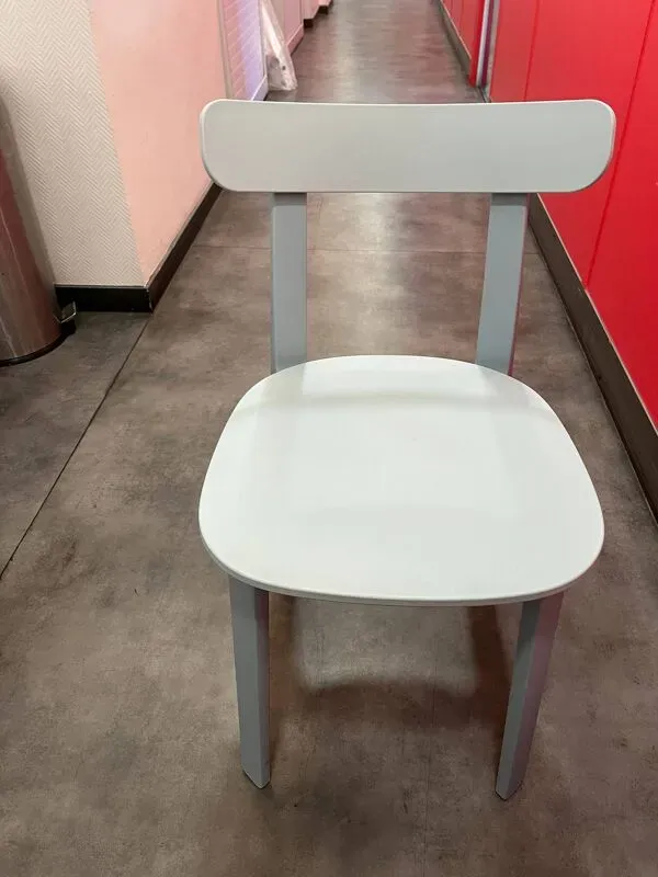 Illustration numéro 3 du produit Chaise VITRA APC blanc
