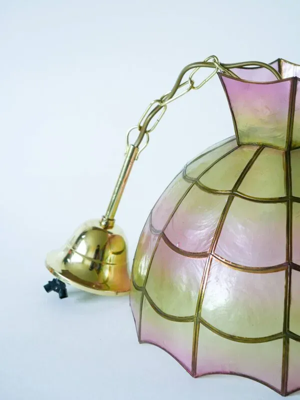 Illustration numéro 3 du produit suspension en nacre Rose et Jaune, 1970