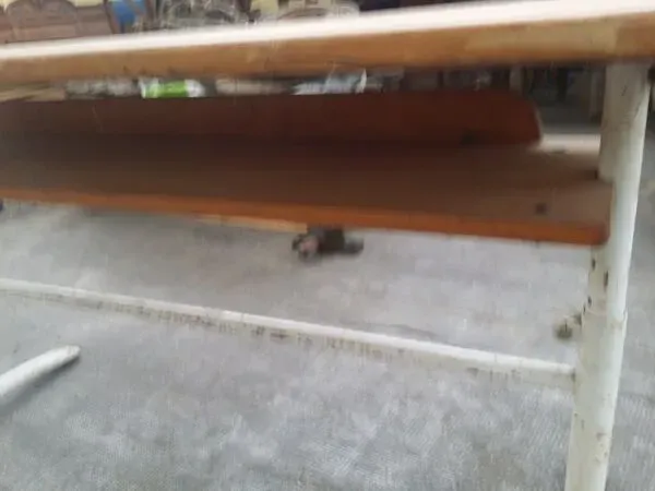 Illustration numéro 3 du produit Table d'école pied réglable