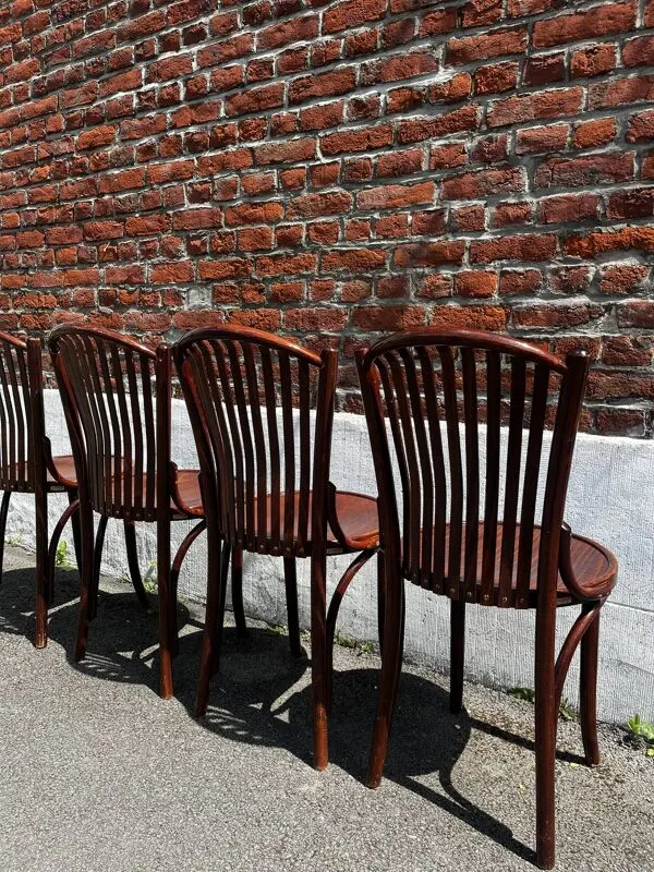 Illustration numéro 3 du produit Lot 4 chaises bistrot à barreaux anciennes style Thonet