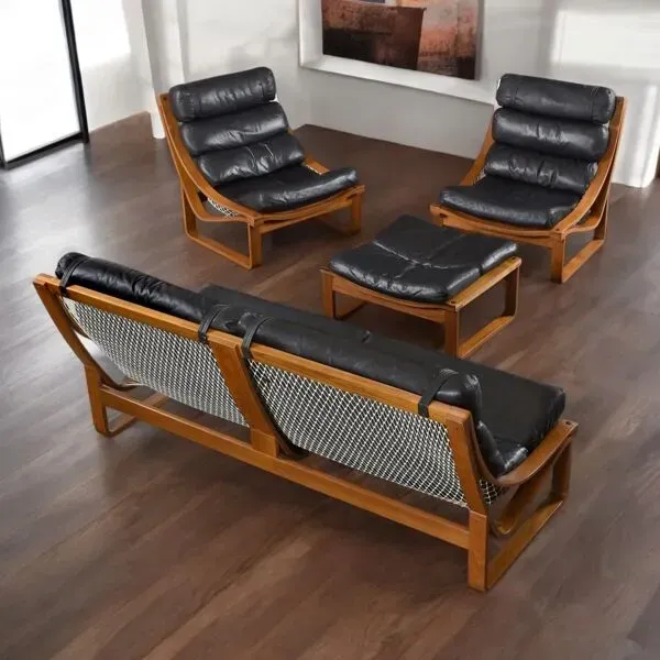 Illustration numéro 3 du produit Canapé T4 en cuir noir et teck de Fred Lowen pour Tessa, années 1970