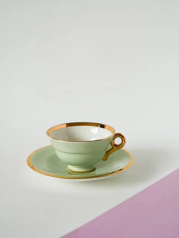 Illustration numéro 3 du produit Déjeuner vert menthe et doré, 1950