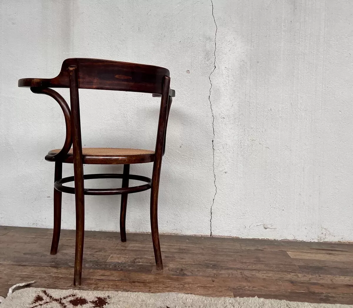 Illustration numéro 3 du produit Fauteuil de bureau bistrot Fischel cannée cannage vintage 1950