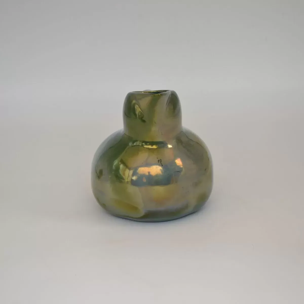 Illustration numéro 3 du produit Pichet en grès flammé à reflets métalliques de la S.A.P.C. de Rambervillers