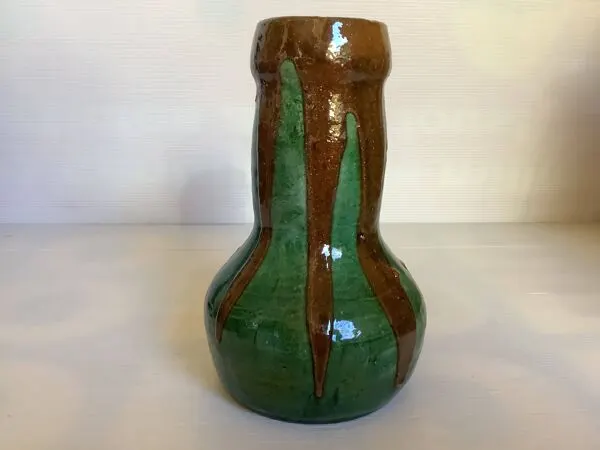 Illustration numéro 3 du produit Vase bicolore vert et marron grès céramique