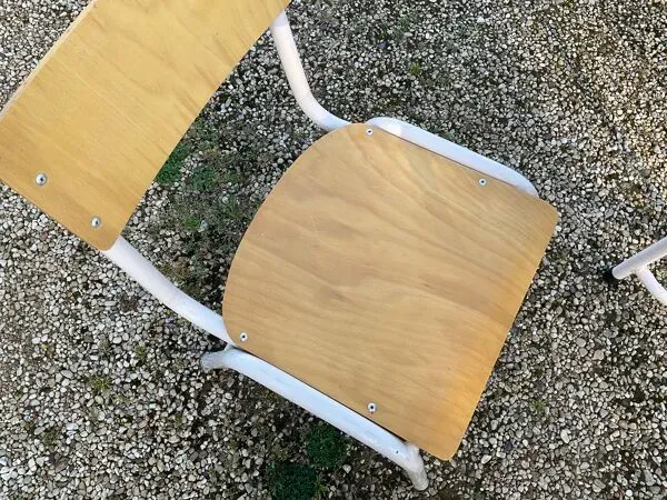 Illustration numéro 3 du produit Pupitre d’école.