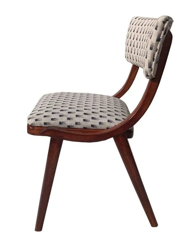 Illustration numéro 3 du produit Chaise Bumerang Mid-Century Modern, Jacquard blanc crème clair, Pologne, années 1960