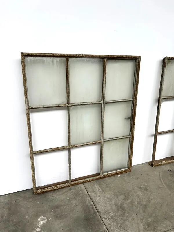 Illustration numéro 3 du produit Verrière atelier ancienne acier avec ouvrant