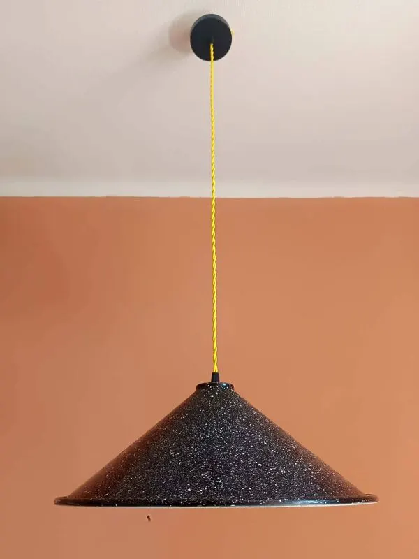 Illustration numéro 3 du produit Suspension en tôle industrielle vintage 39 cm