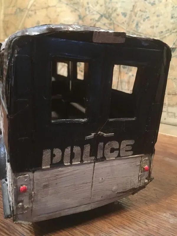 Illustration numéro 3 du produit Citroen tube hy jrd police en tôle