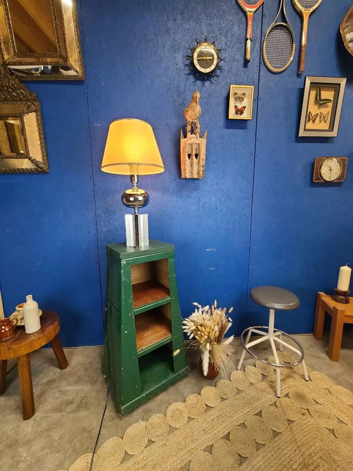 Illustration numéro 3 du produit Meuble de métier, bibliothèque indistrielle vintage vers 1950