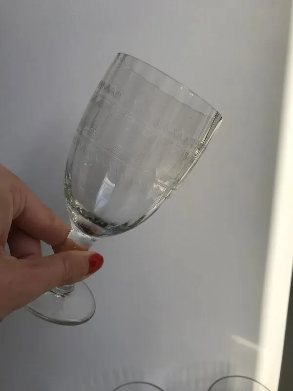 Illustration numéro 3 du produit ensemble de 6 grands verres à vin en cristal gravé début XXème
