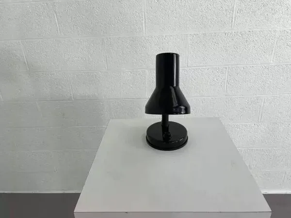 Illustration numéro 3 du produit Lampe de bureau industriel noir