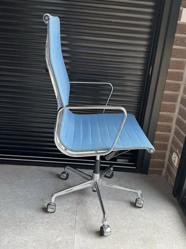 Illustration numéro 3 du produit Fauteuil de Bureau Ea 119 Charles Eames VITRA