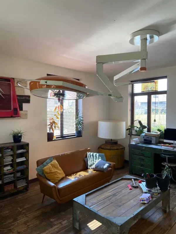 Illustration numéro 3 du produit Lampe de chirurgie xxl