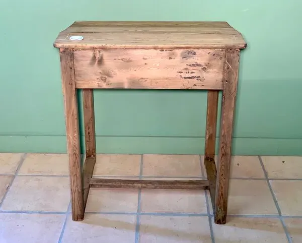 Illustration numéro 3 du produit Bureau d’écolier années 50