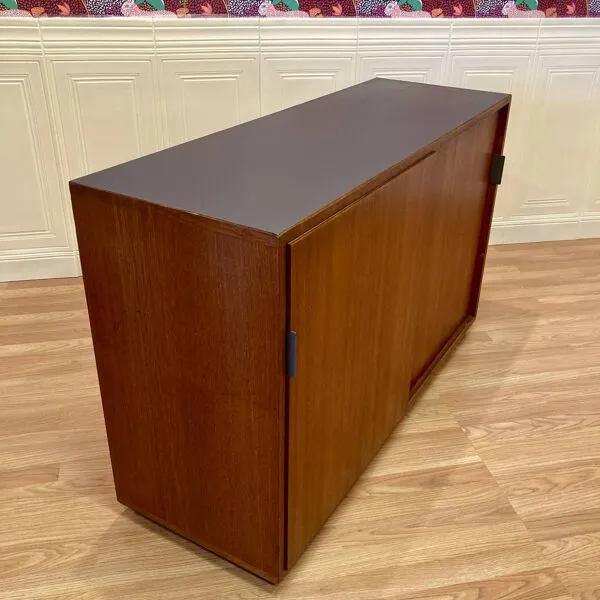 Illustration numéro 3 du produit Ensemble meuble de métier modulable design 1960.