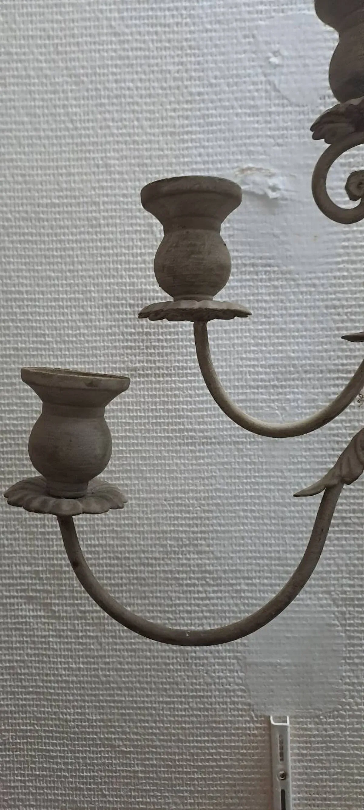 Illustration numéro 3 du produit Bougeoir néo rustique en tôle