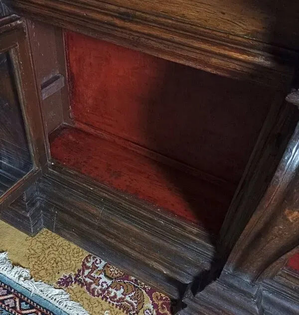 Illustration numéro 3 du produit Bibliothèque, meuble de métier style Empire en pin massif