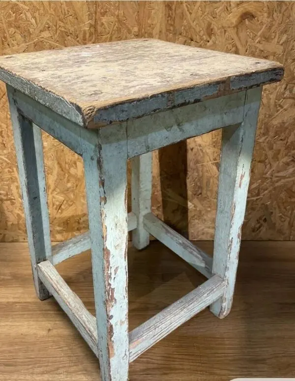 Illustration numéro 3 du produit Tabouret porte plante bois patiné déco loft atelier campagne chic