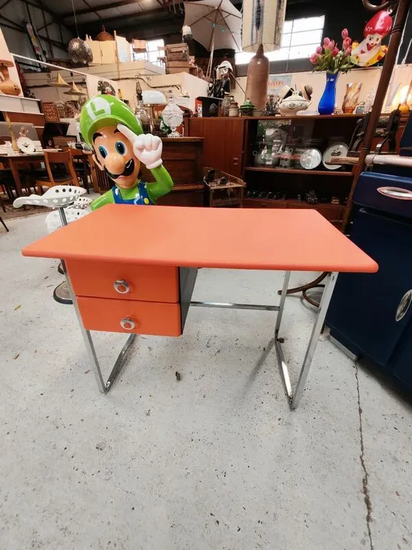 Illustration numéro 3 du produit Bureau vintage année 70