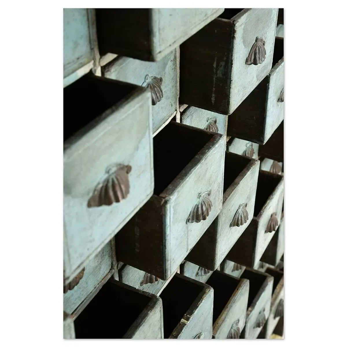 Illustration numéro 3 du produit Meuble d’atelier ancien à 115 Tiroirs en teck ancien