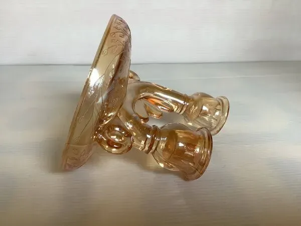 Illustration numéro 3 du produit Double bougeoir jaune irisé marigold carnival