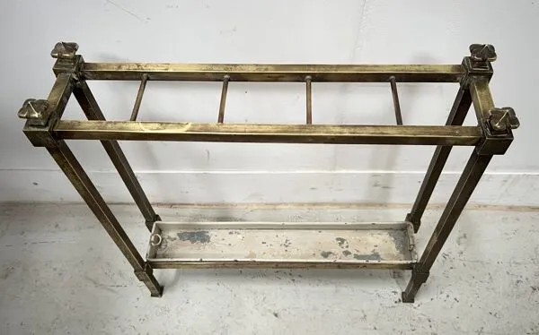 Illustration numéro 3 du produit Porte parapluies en laiton et tole XX siècle