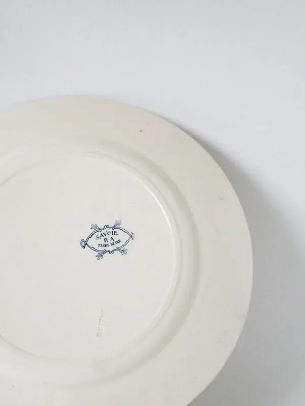 Illustration numéro 3 du produit grand plat rond en Terre de Fer, modèle ''Savoie'', XIXème