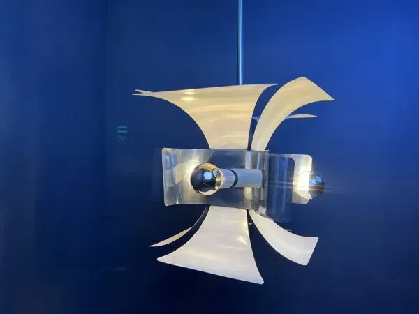 Illustration numéro 3 du produit Lustre italien de l'ère spatiale, années 1960