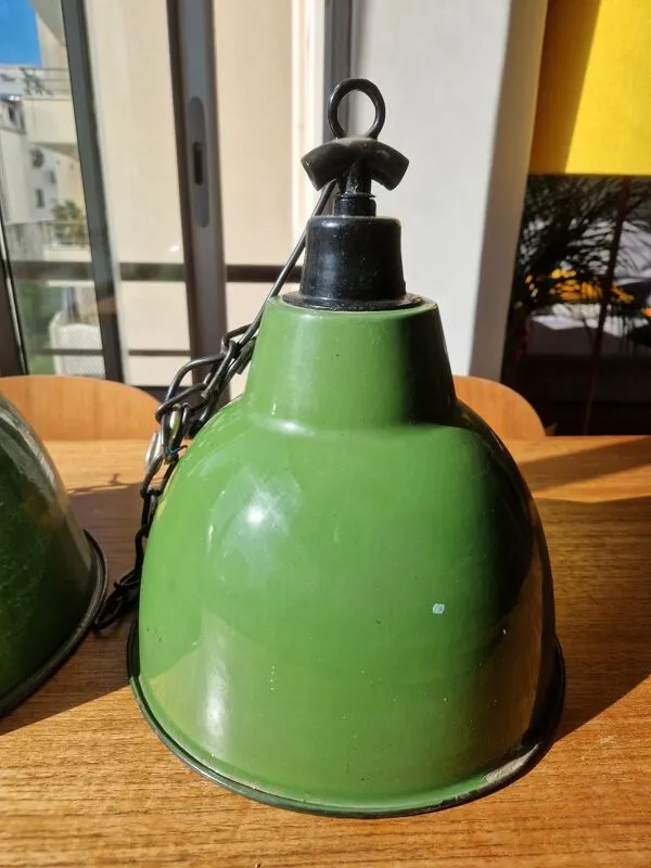 Illustration numéro 3 du produit 2 suspensions industrielles