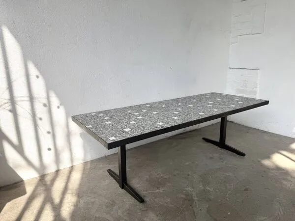 Illustration numéro 3 du produit Table basse moderniste mosaïque céramique, Lilienthal, années 60