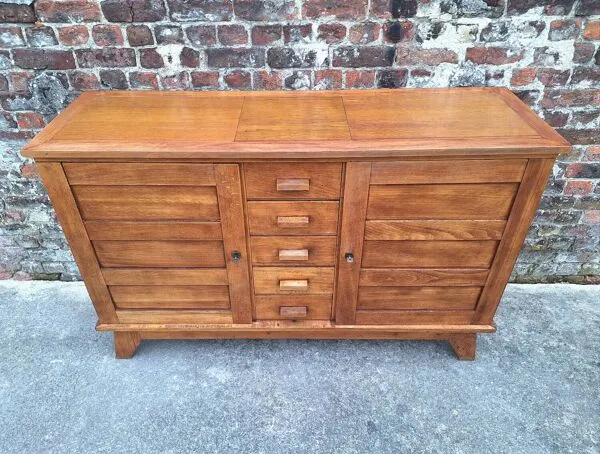 Illustration numéro 3 du produit Buffet René Gabriel, meuble reconstruction dit de sinistrés